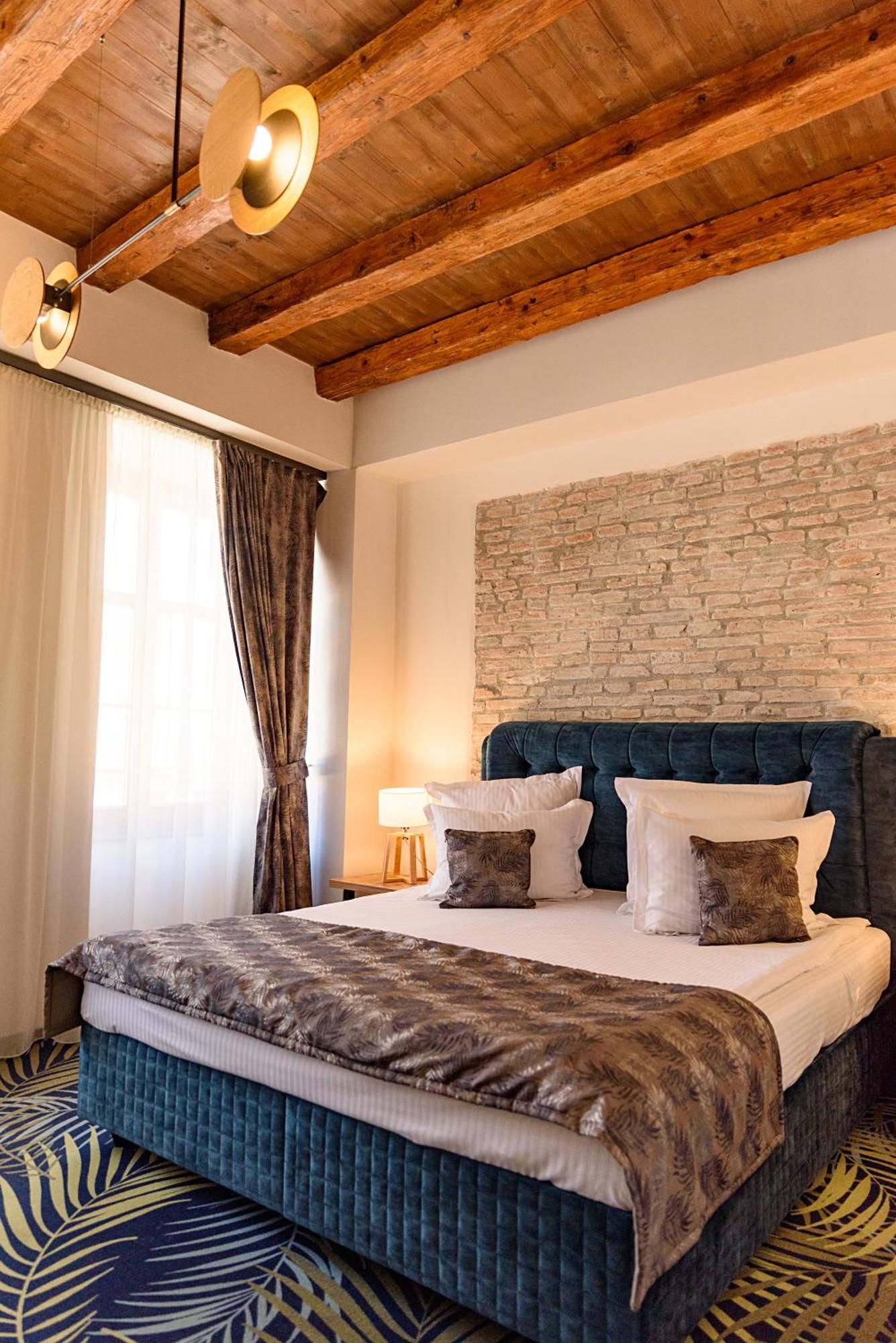 Art Hotel Сибиу Экстерьер фото