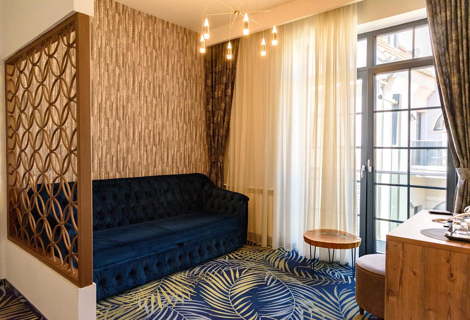 Art Hotel Сибиу Экстерьер фото