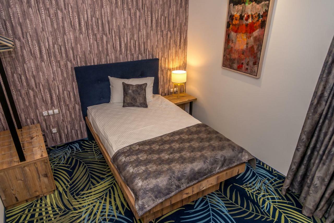 Art Hotel Сибиу Экстерьер фото